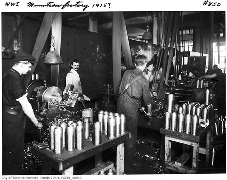 Usine de munitions, 1915 Usine de munitions, 1915